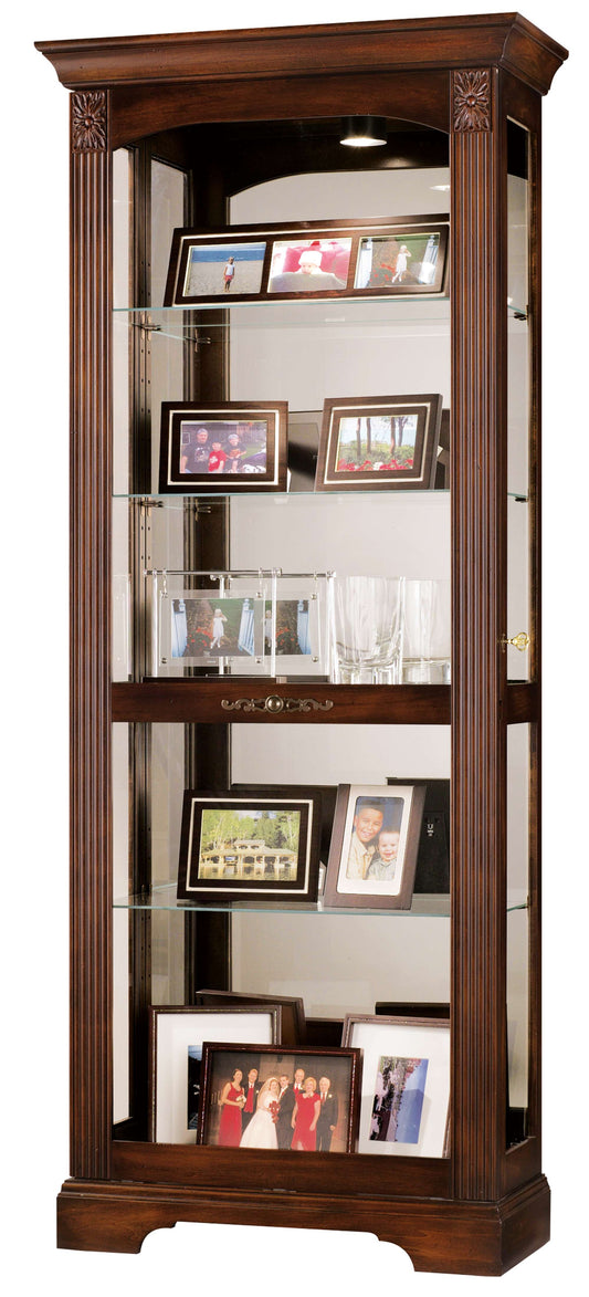 Ricardo Curio Cabinet